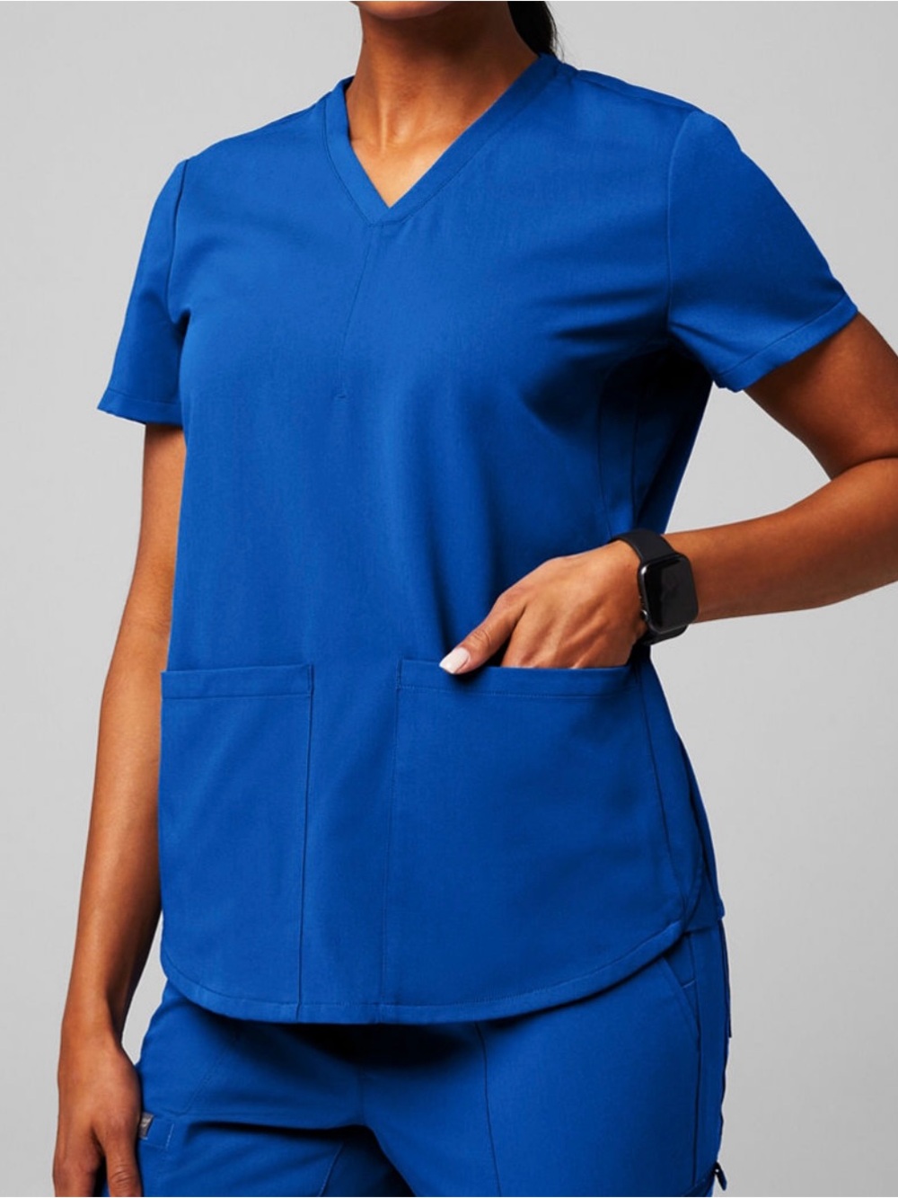 fabletics / royal blue method 2-pocket top & ion bottoms scrub set size small